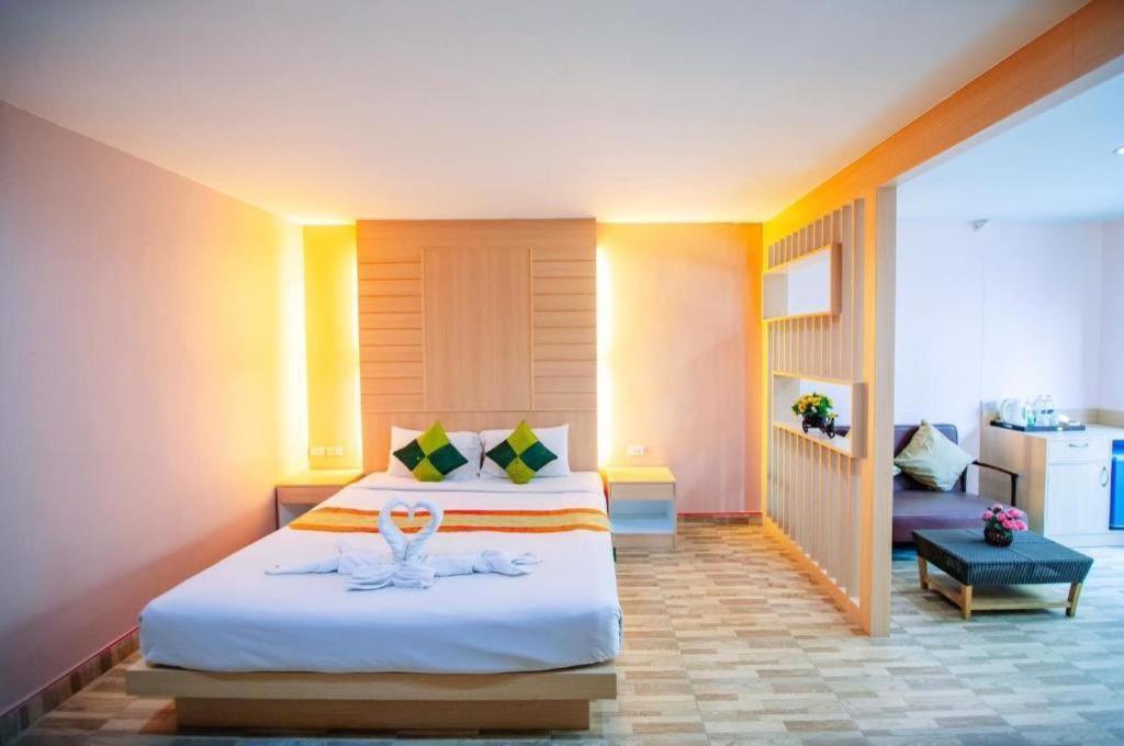 Oyo 343 Wanna Marine Phuket